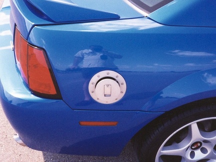2002jan profit-fueldoor-5