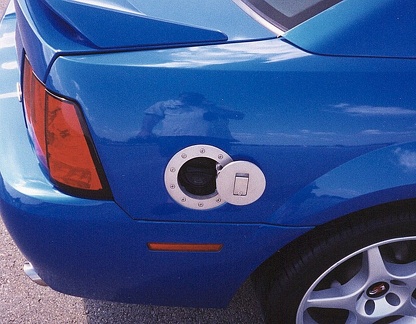 2002jan profit-fueldoor-6
